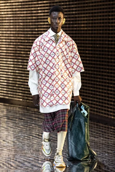 Look 85
